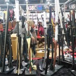 14_StandSabres