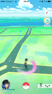 En vous promenant avec un encens, vous attirez les Pokémon